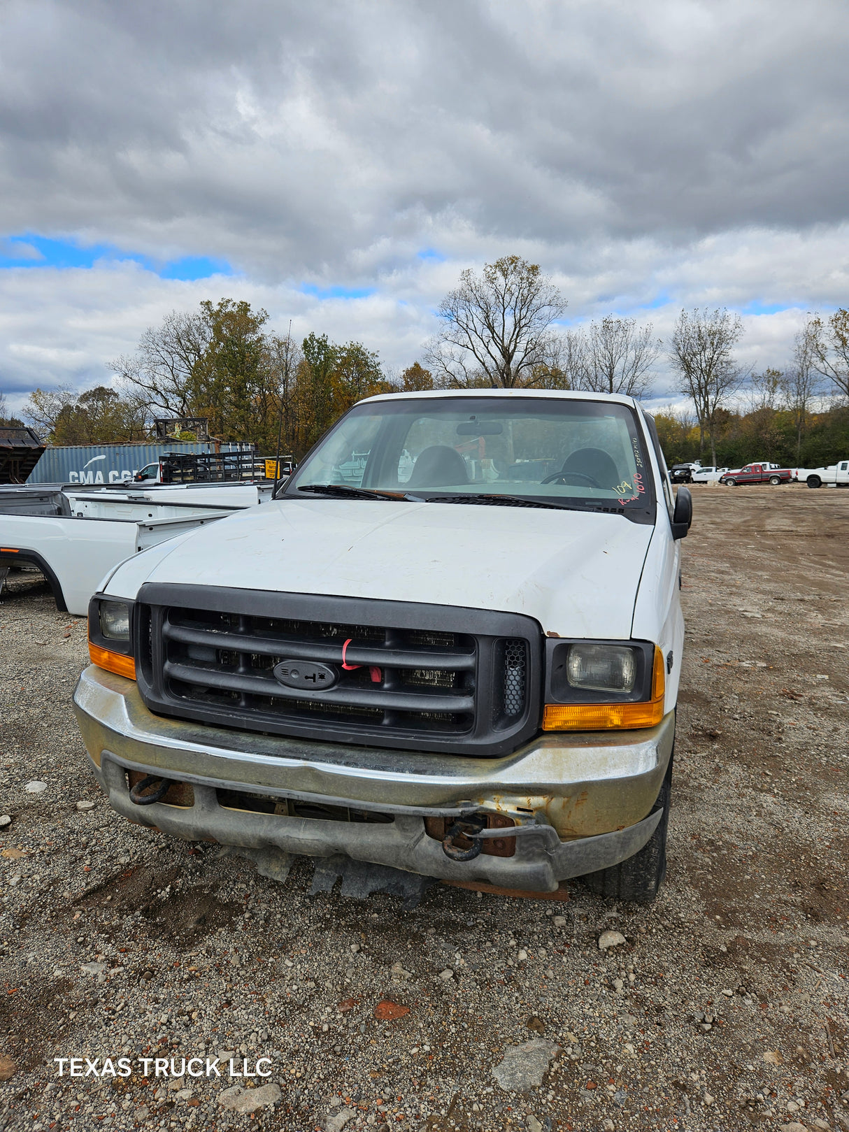 2001 Ford F-250 Regular Cab Long Bed Super Duty 5.4L Triton - FULL PART OUT