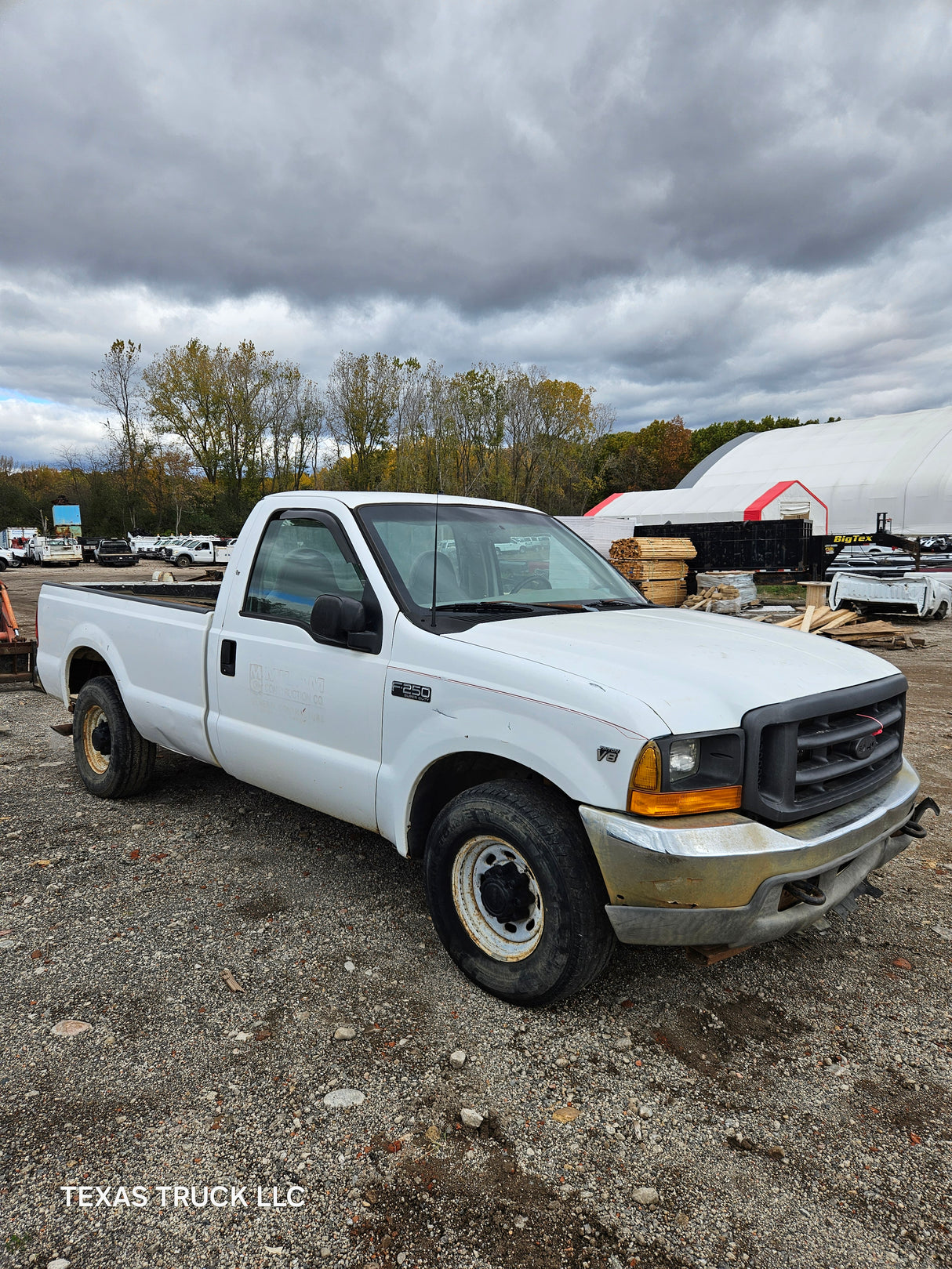 2001 Ford F-250 Regular Cab Long Bed Super Duty 5.4L Triton - FULL PART OUT