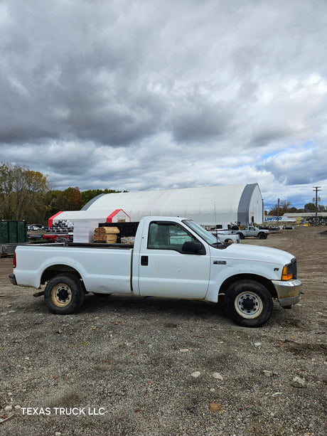 2001 Ford F-250 Regular Cab Long Bed Super Duty 5.4L Triton - FULL PART OUT
