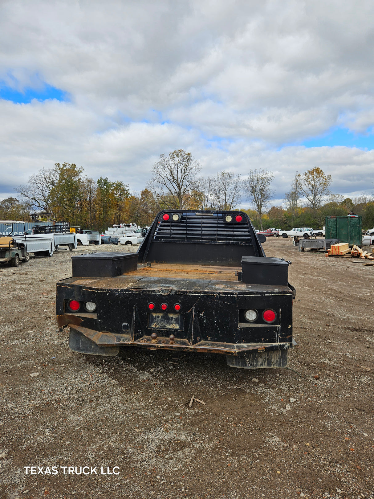 2000 DODGE RAM 3500 Extended Cab Long Bed Flatbed Cummins Manual Transmission - FULL PART OUT