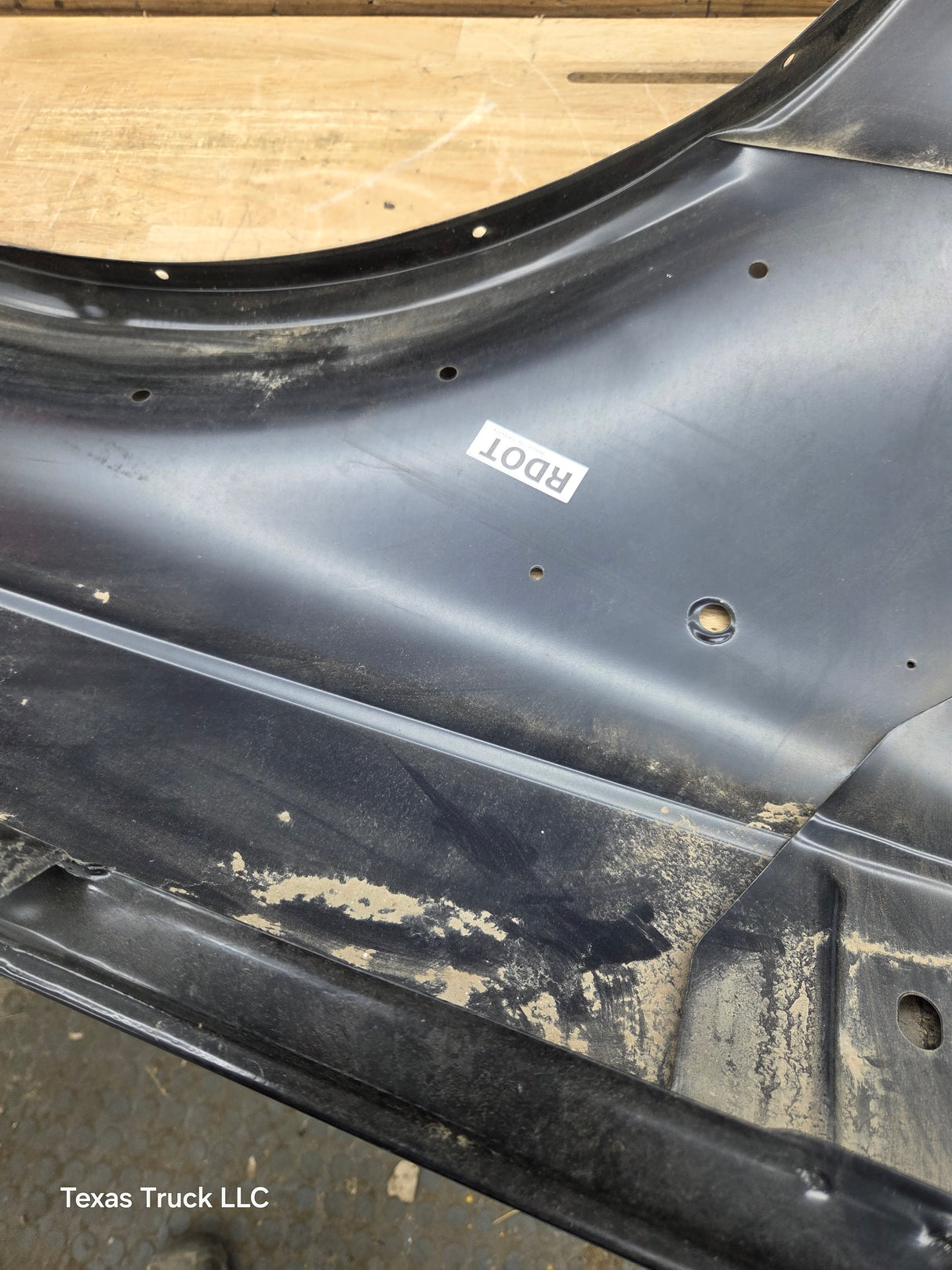 2004-2005 Ford Ranger Front LH Driver Side Fender With Flare Holes