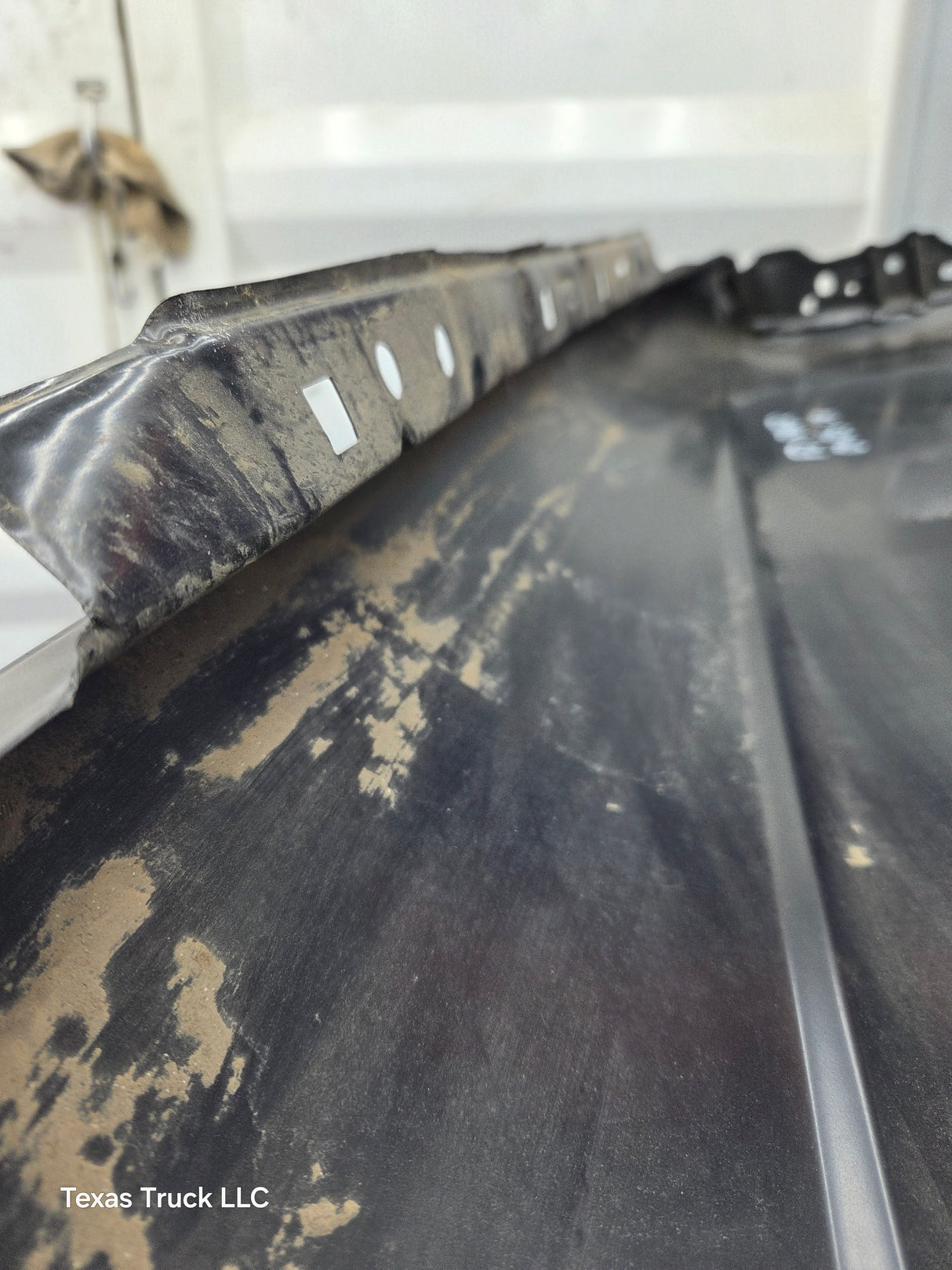 2004-2005 Ford Ranger Front LH Driver Side Fender With Flare Holes