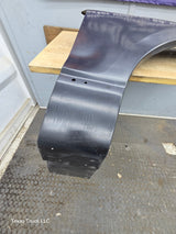 2002-2005 Ford Explorer Passenger Side RH Front Fender W/O Wheel Well Molding