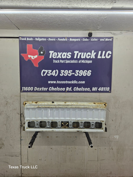1993-2011 Ford Ranger Tailgate *Damage