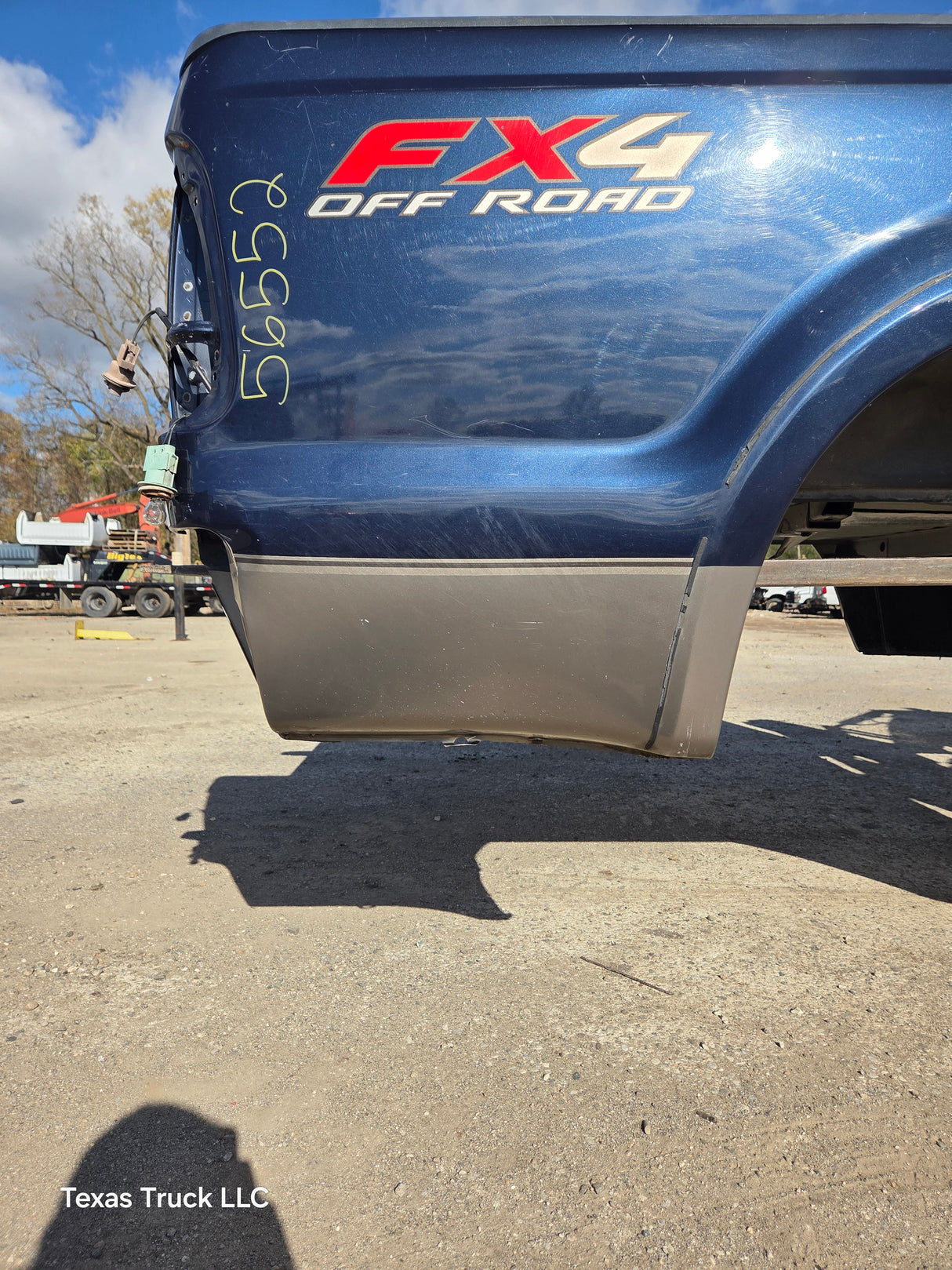 1999-2010 Ford Super Duty F250 F350 6' 9" Short Truck Bed