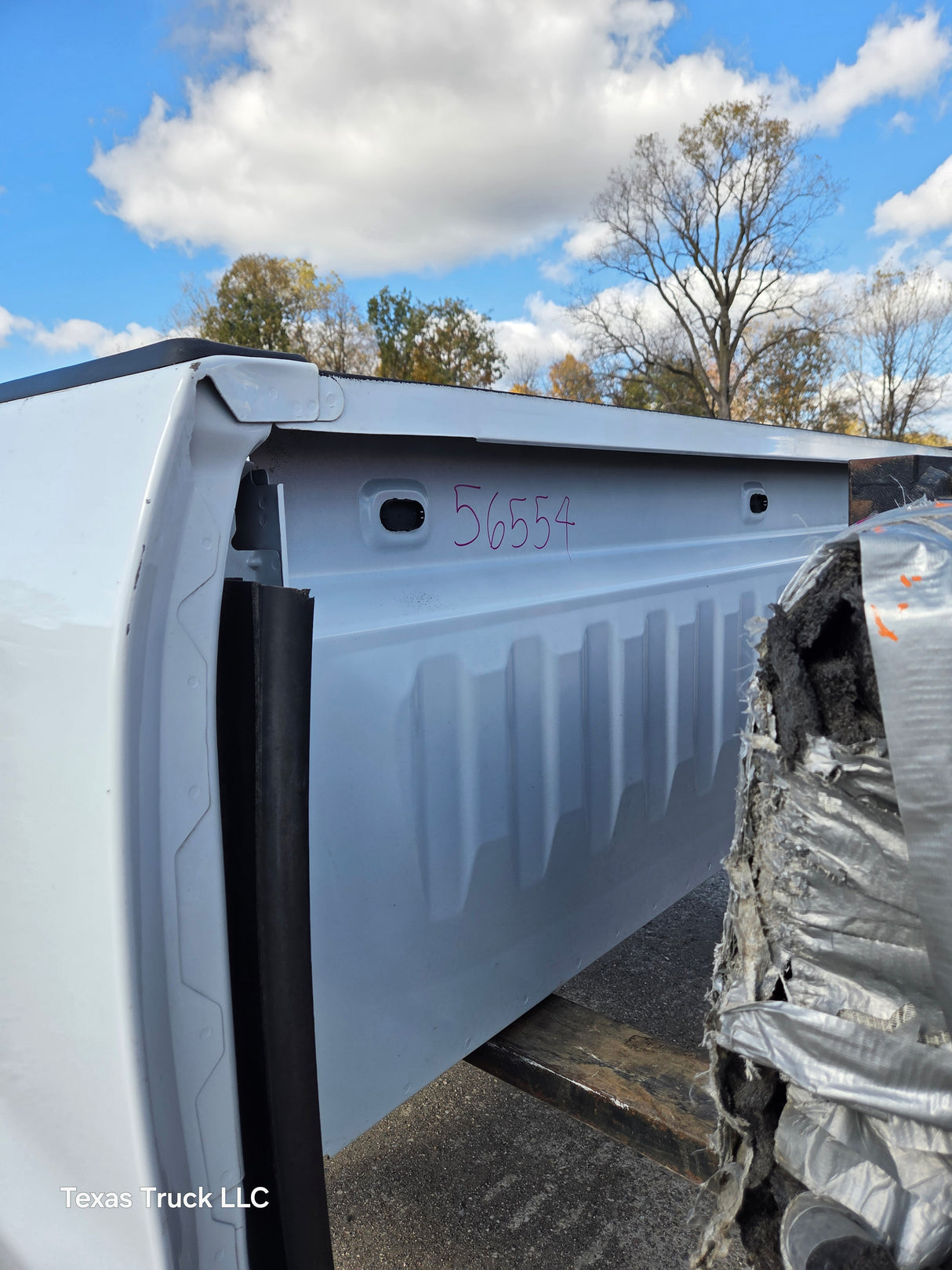 2014-2019 Chevrolet Silverado 1500 2500 3500 HD 6' 6" Short Bed - Summit White