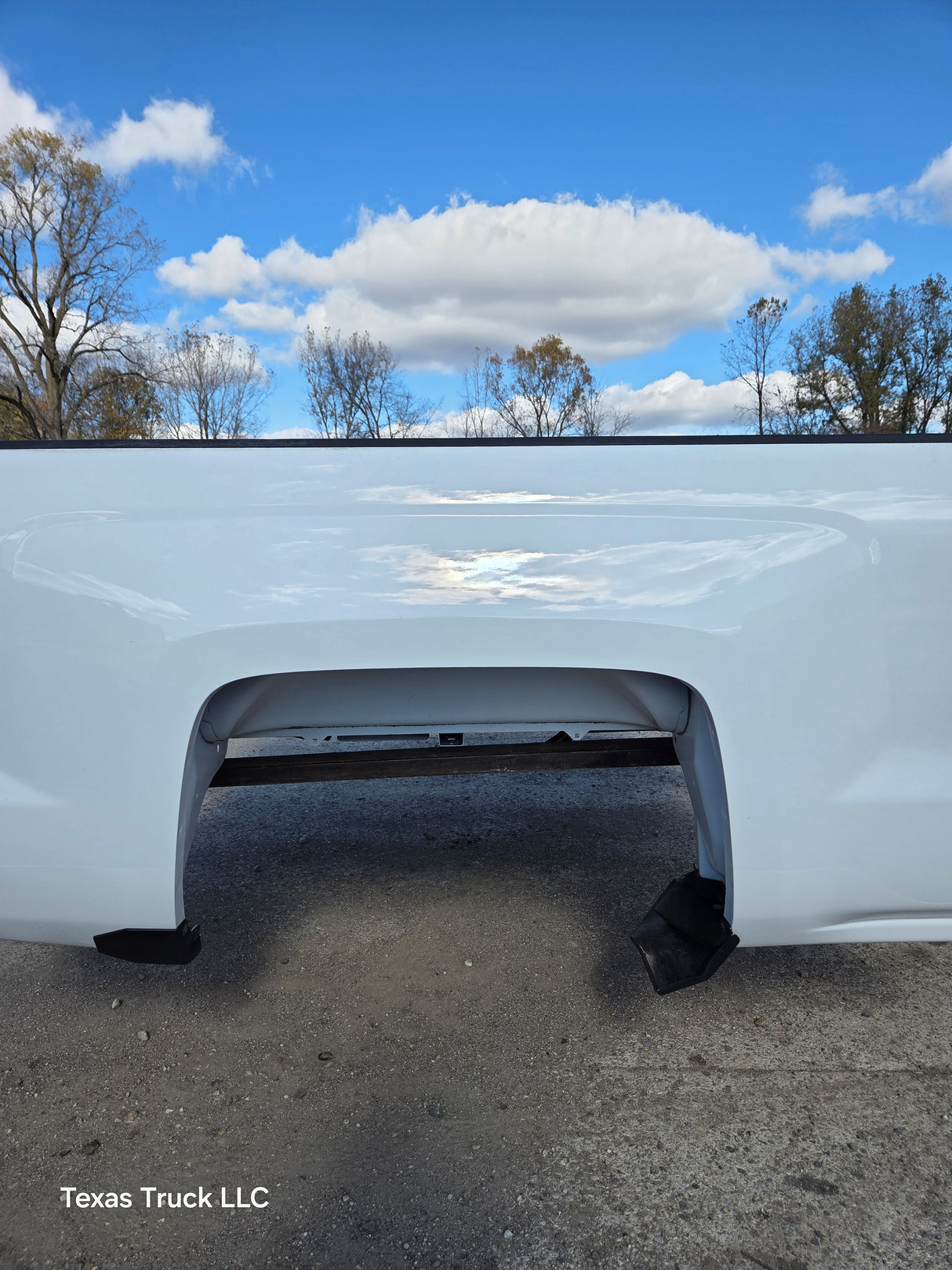 2014-2019 Chevrolet Silverado 1500 2500 3500 HD 6' 6" Short Bed - Summit White
