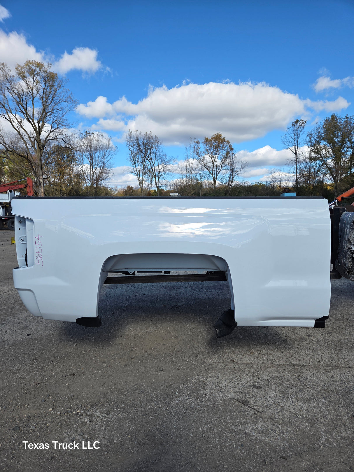 2014-2019 Chevrolet Silverado 1500 2500 3500 HD 6' 6" Short Bed - Summit White