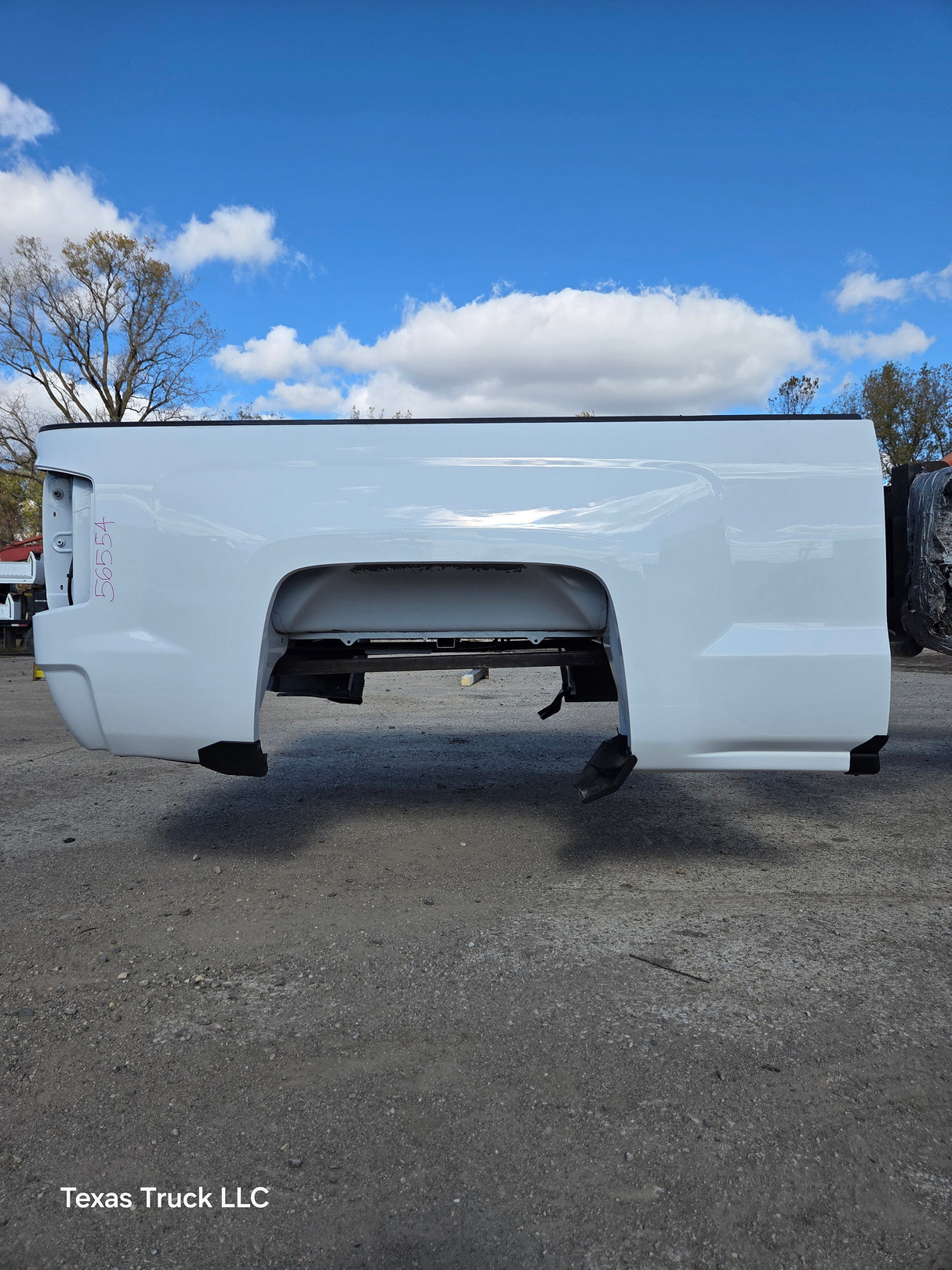 2014-2019 Chevrolet Silverado 1500 2500 3500 HD 6' 6" Short Bed - Summit White