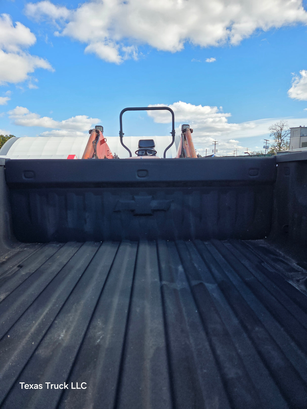 2014-2019 Chevrolet Silverado 1500 2500 3500 HD 6' 6" Short Bed - Summit White