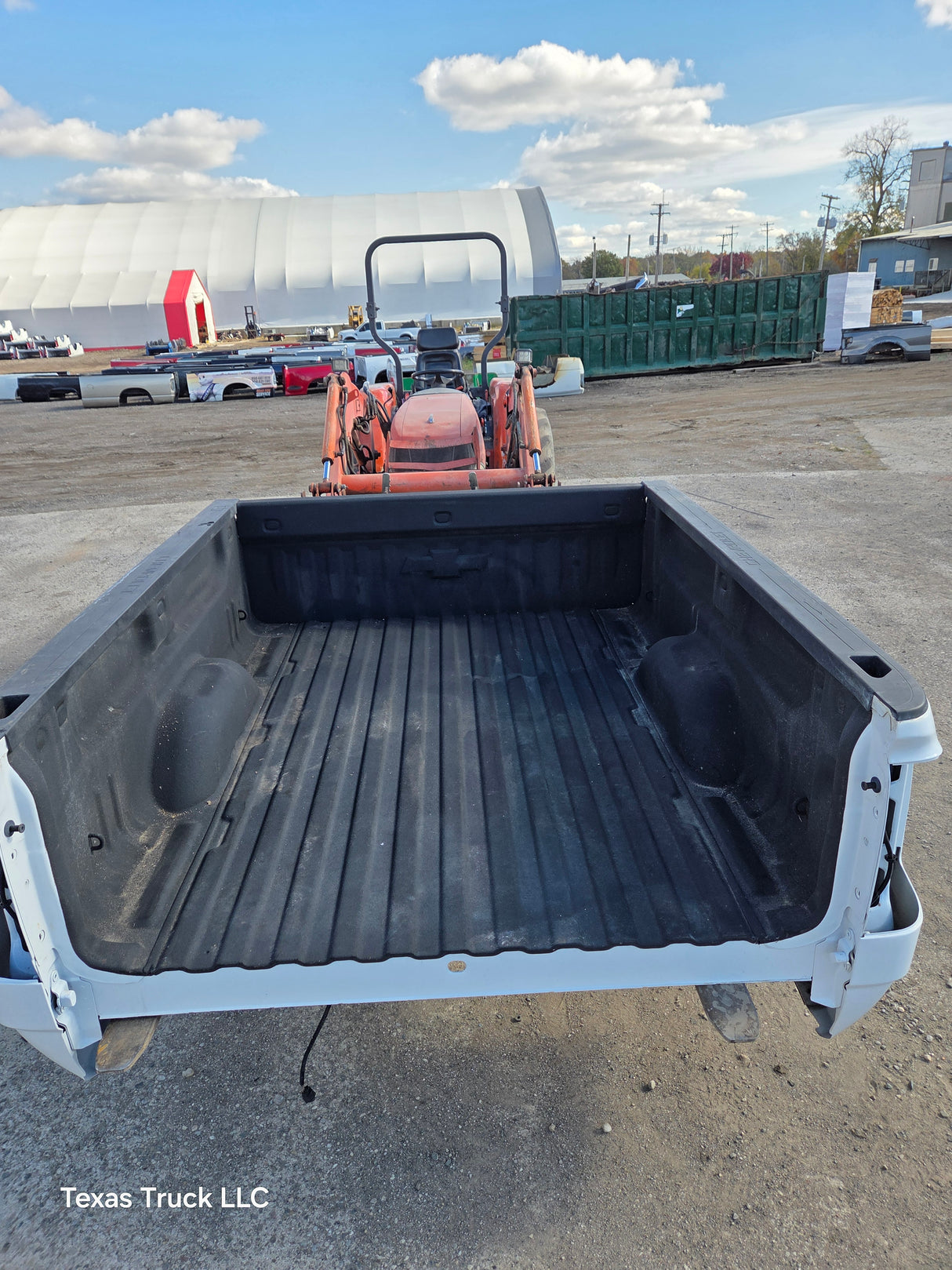 2014-2019 Chevrolet Silverado 1500 2500 3500 HD 6' 6" Short Bed - Summit White