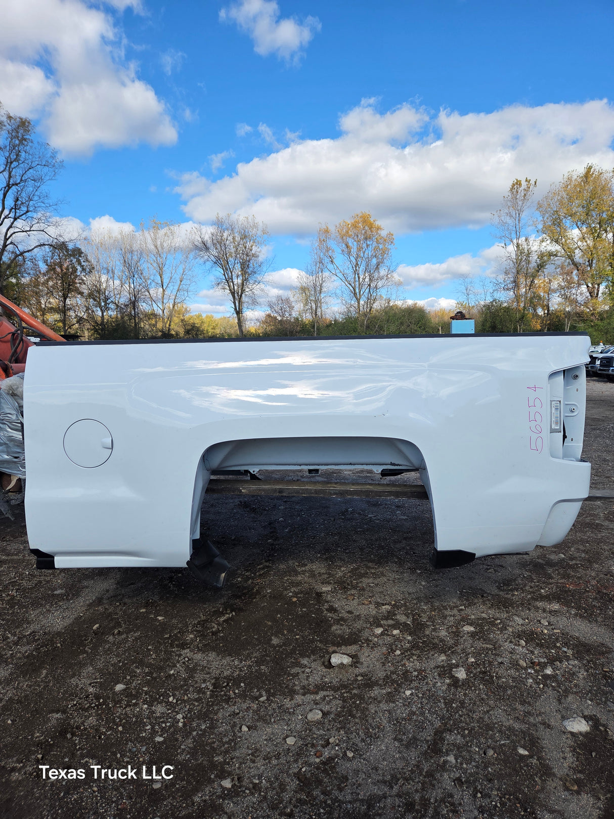 2014-2019 Chevrolet Silverado 1500 2500 3500 HD 6' 6" Short Bed - Summit White