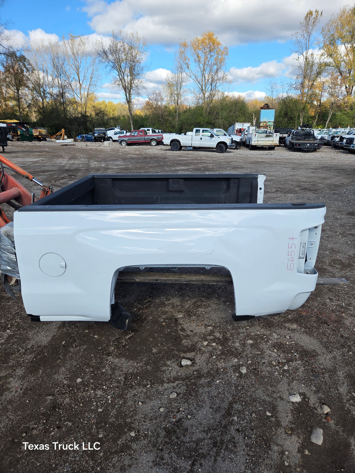 2014-2019 Chevrolet Silverado 1500 2500 3500 HD 6' 6" Short Bed - Summit White
