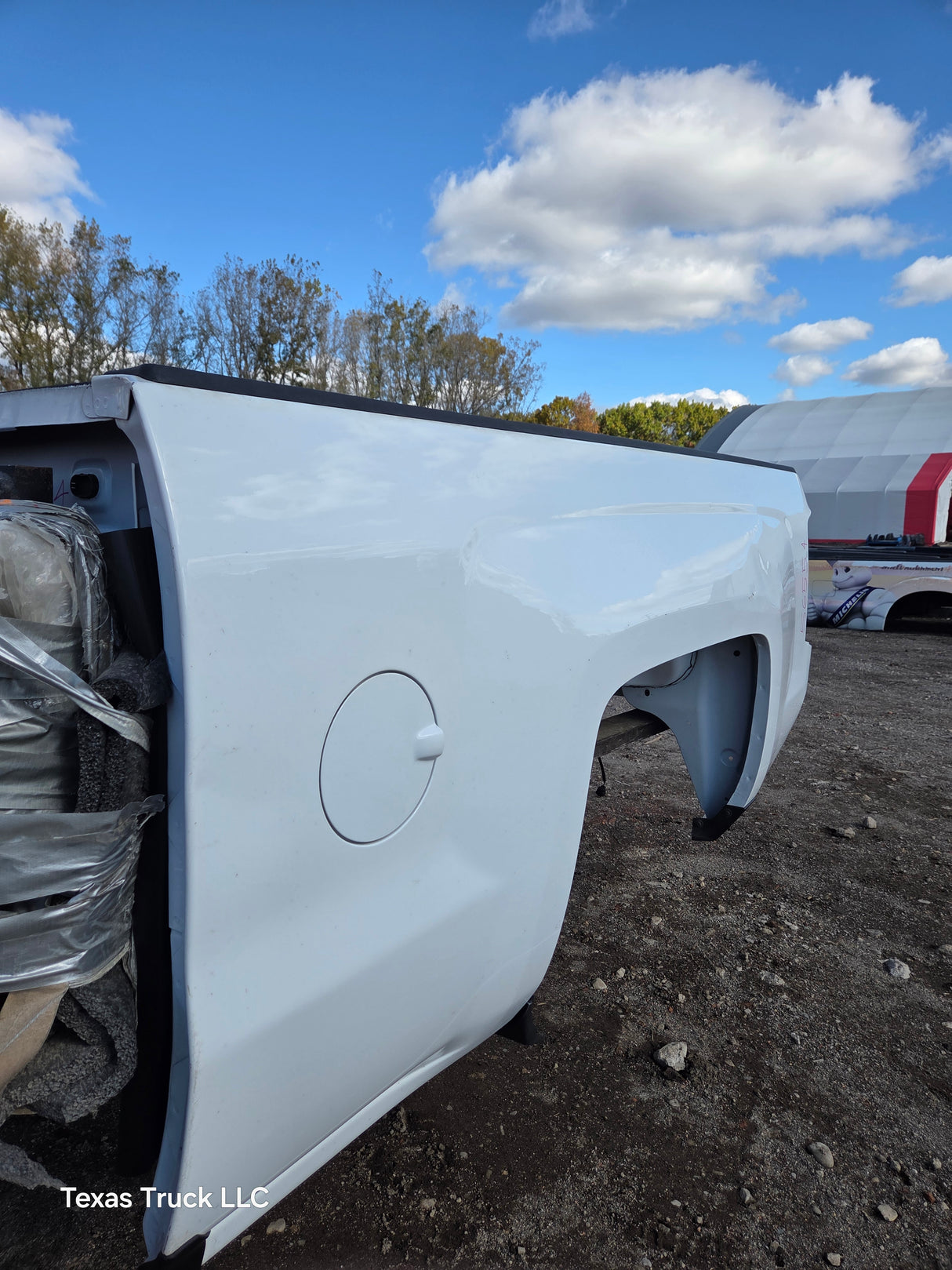 2014-2019 Chevrolet Silverado 1500 2500 3500 HD 6' 6" Short Bed - Summit White