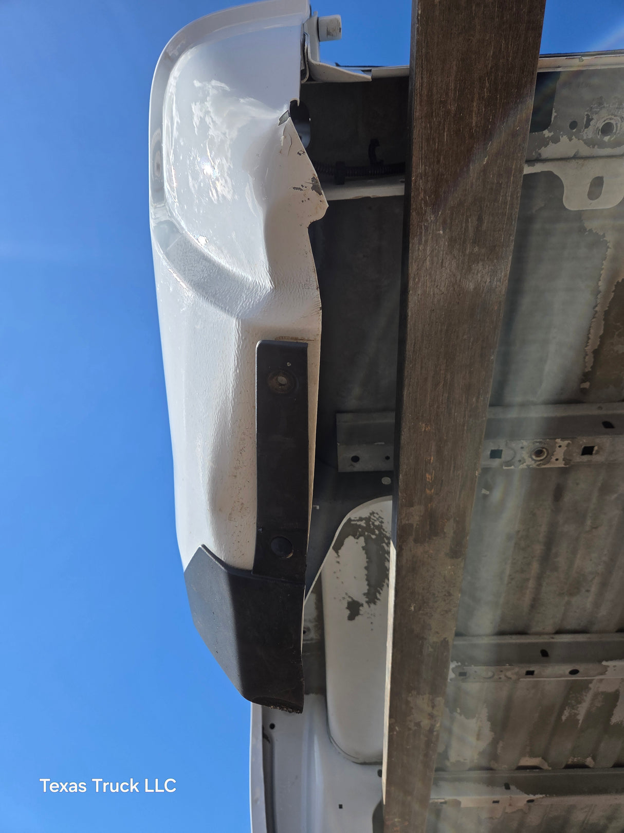 2014-2019 Chevrolet Silverado 1500 2500 3500 HD 6' 6" Short Bed - Summit White