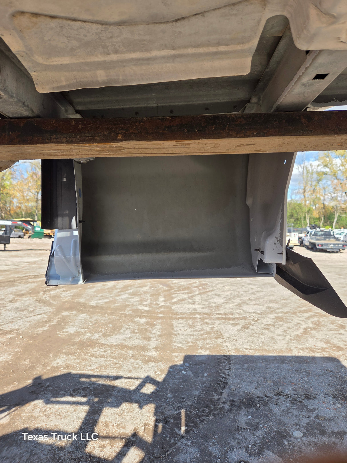 2014-2019 Chevrolet Silverado 1500 2500 3500 HD 6' 6" Short Bed - Summit White