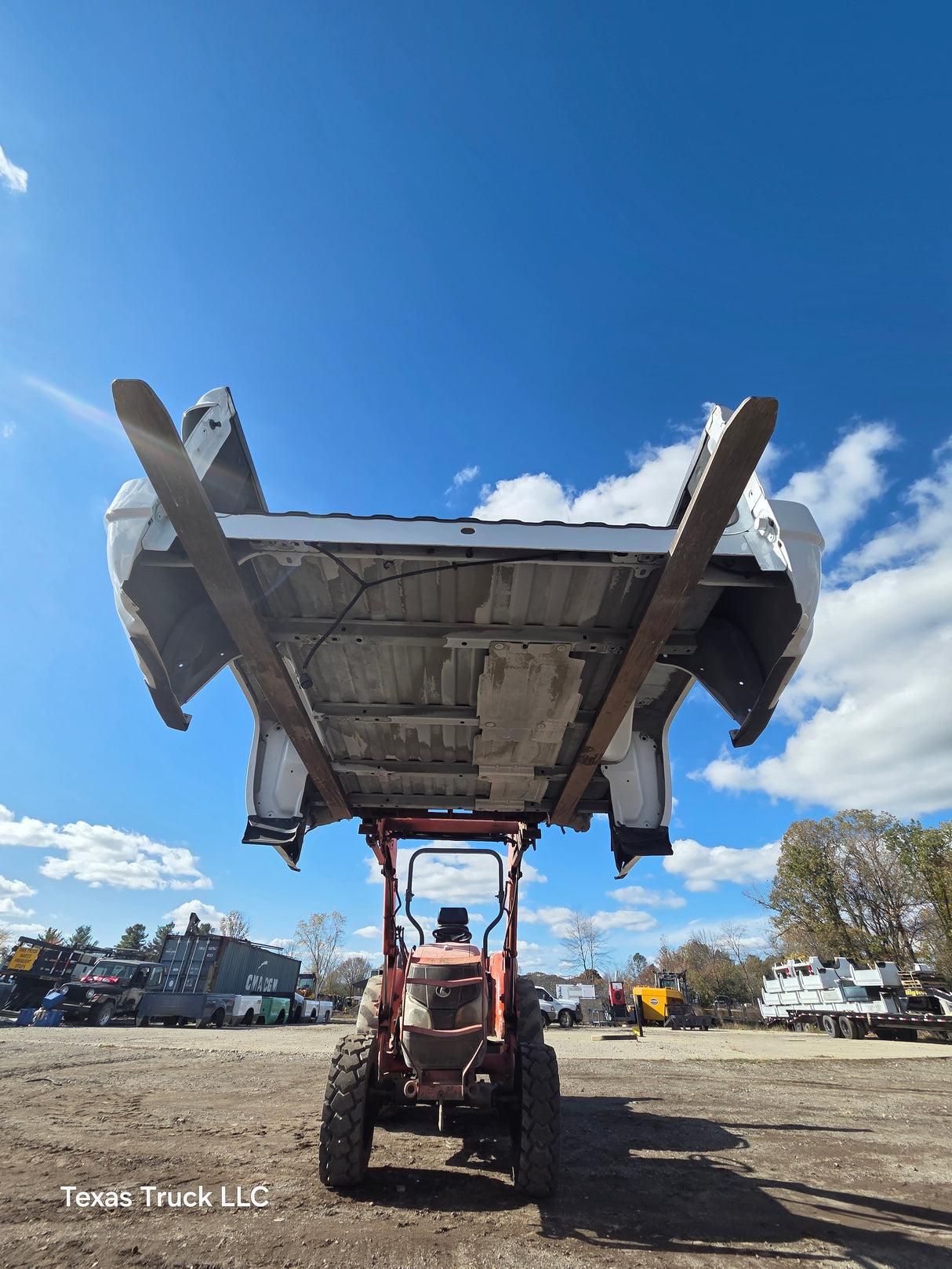 2014-2019 Chevrolet Silverado 1500 2500 3500 HD 6' 6" Short Bed - Summit White