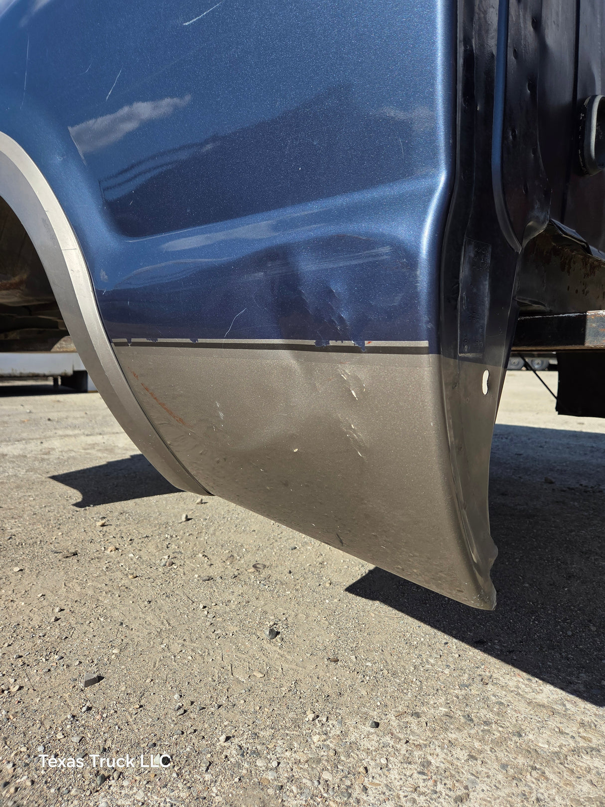 1999-2010 Ford Super Duty F250 F350 6' 9" Short Truck Bed