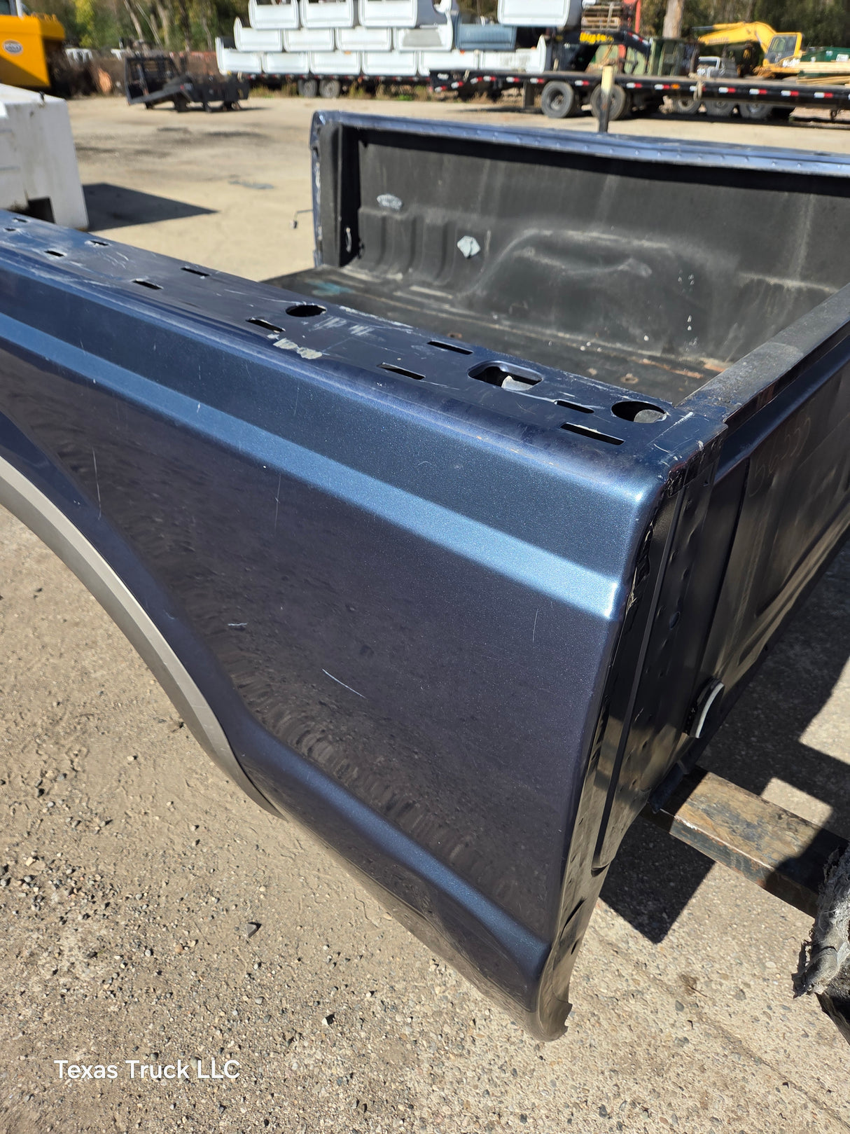 1999-2010 Ford Super Duty F250 F350 6' 9" Short Truck Bed