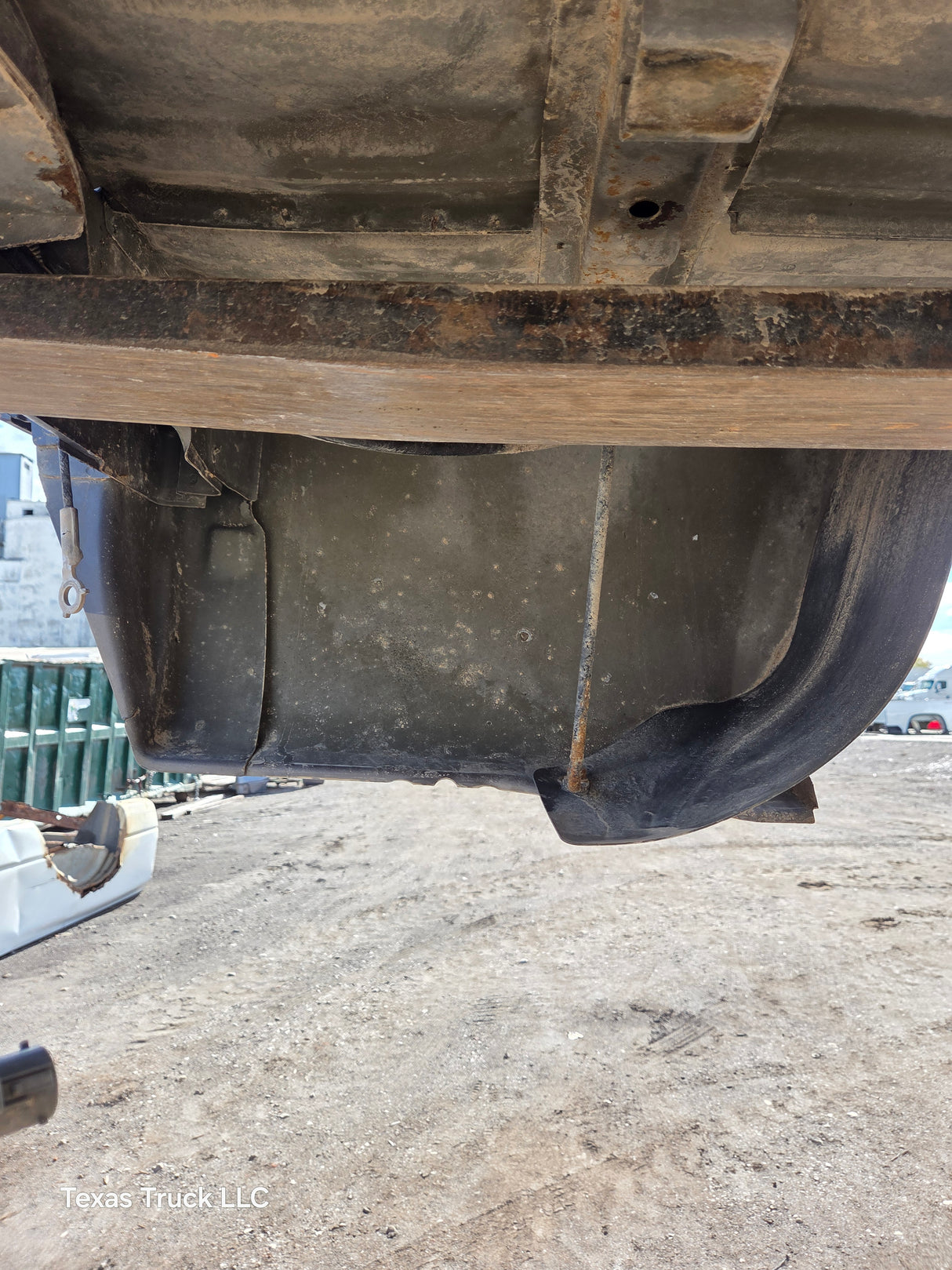 1999-2010 Ford Super Duty F250 F350 6' 9" Short Truck Bed