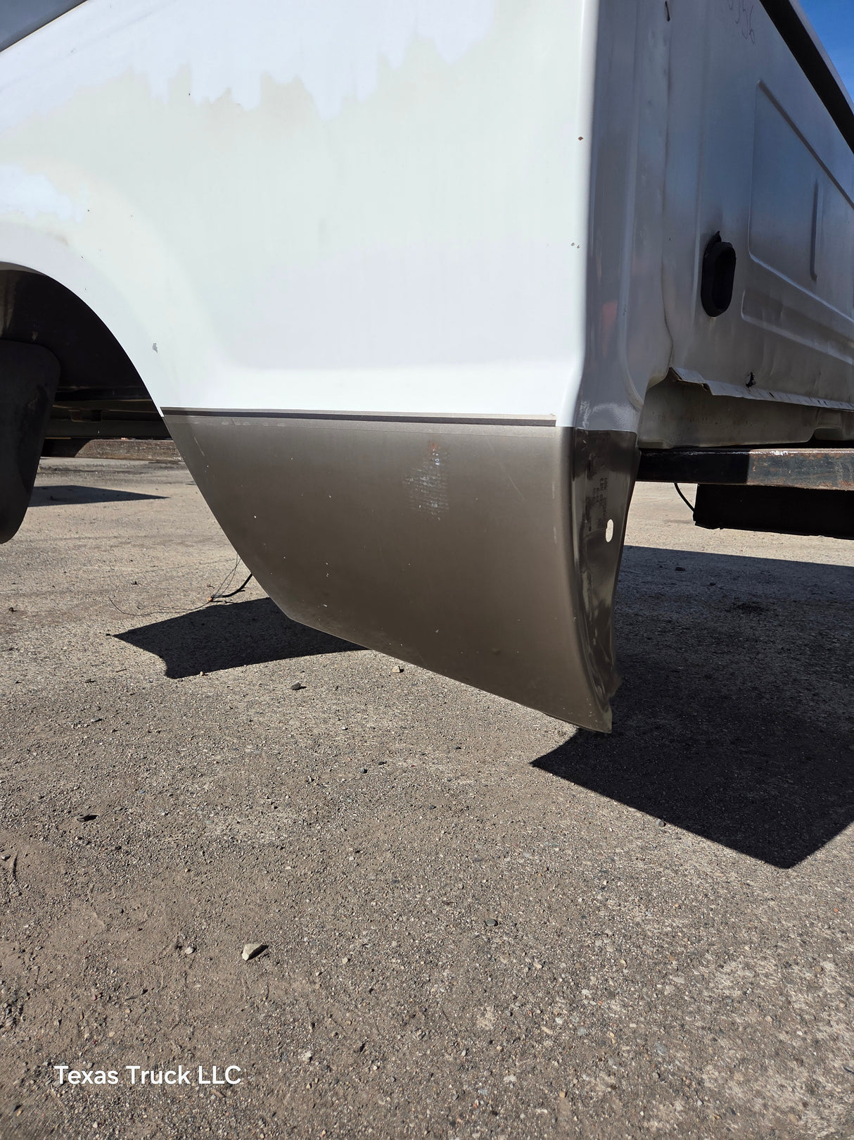 1999-2010 Ford Super Duty F250 F350 6' 9" Short Truck Bed