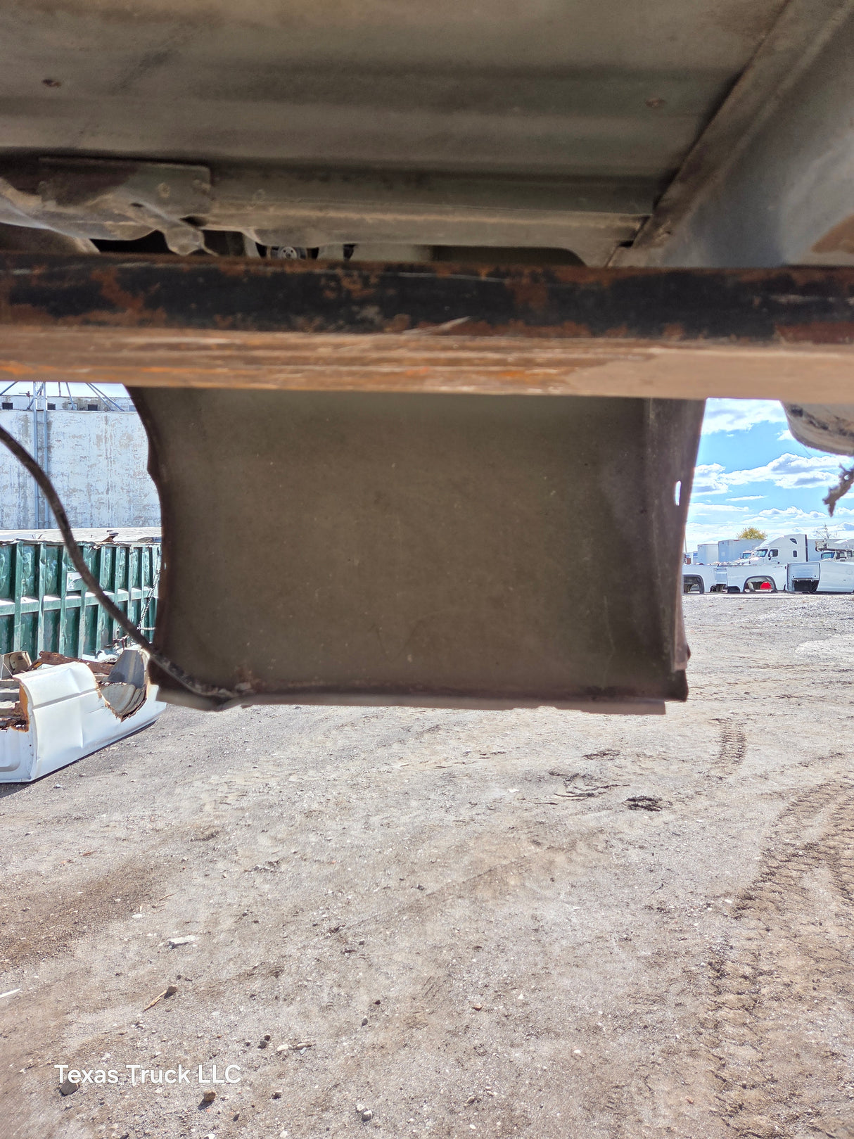 1999-2010 Ford Super Duty F250 F350 6' 9" Short Truck Bed