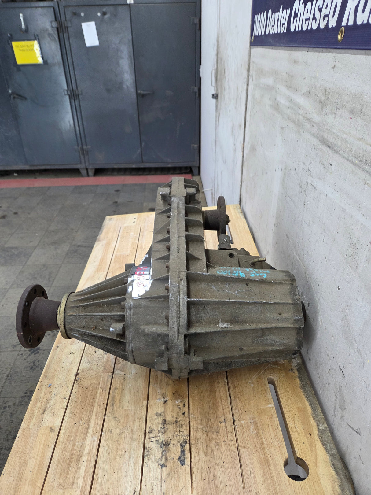 1999-2003 7.3L Power Stroke 273-F Transfer Case Electric Shift Transfer Case P1C34-7A195-JA Ford Pickup F250 F350 F450 F550 Super Duty