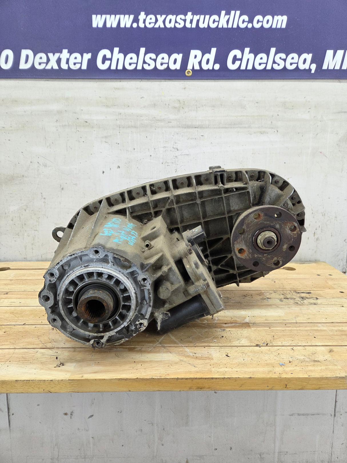 1999-2003 7.3L Power Stroke 273-F Transfer Case Electric Shift Transfer Case P1C34-7A195-JA Ford Pickup F250 F350 F450 F550 Super Duty