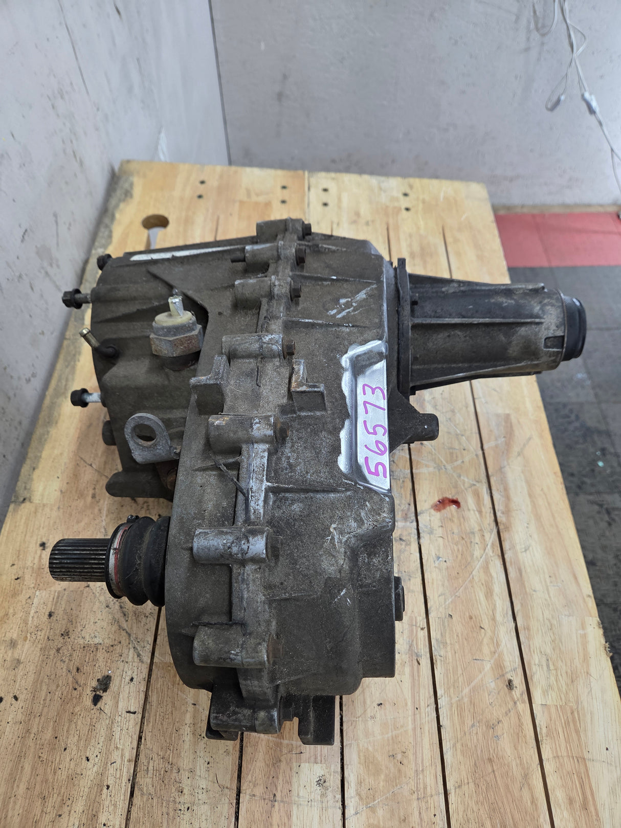 2002-2003 Dodge Ram 1500 3rd gen Manual Shift Transfer Case 241