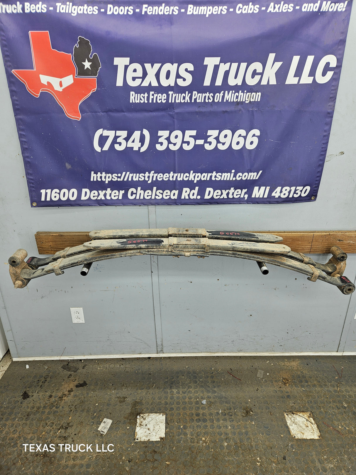 2011-2016 Ford F250 F350 Super Duty Rear Leaf Springs - Pair