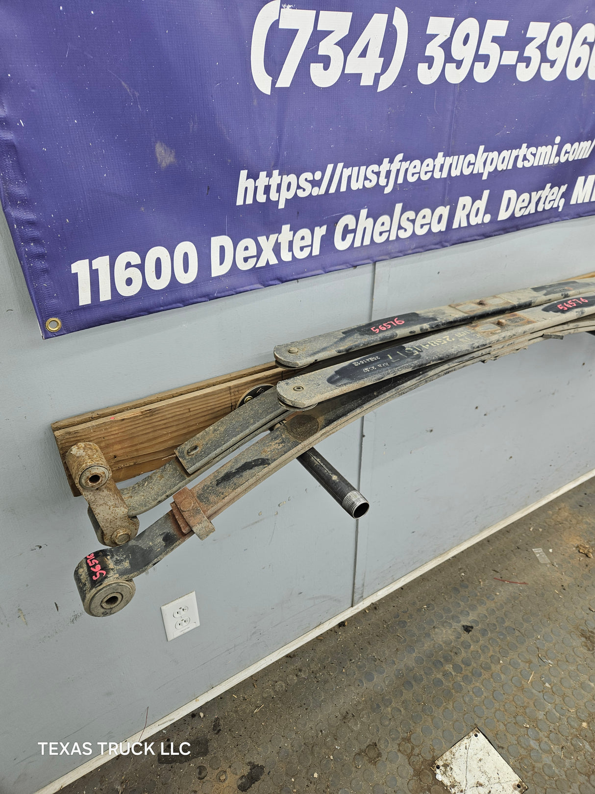 2007-2013 Chevrolet Silverado / GMC Sierra 1500 Rear Leaf Spring - Pair