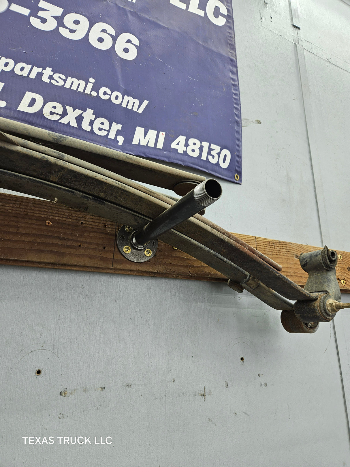 2007-2013 Chevrolet Silverado / GMC Sierra 1500 Rear Leaf Spring - Pair