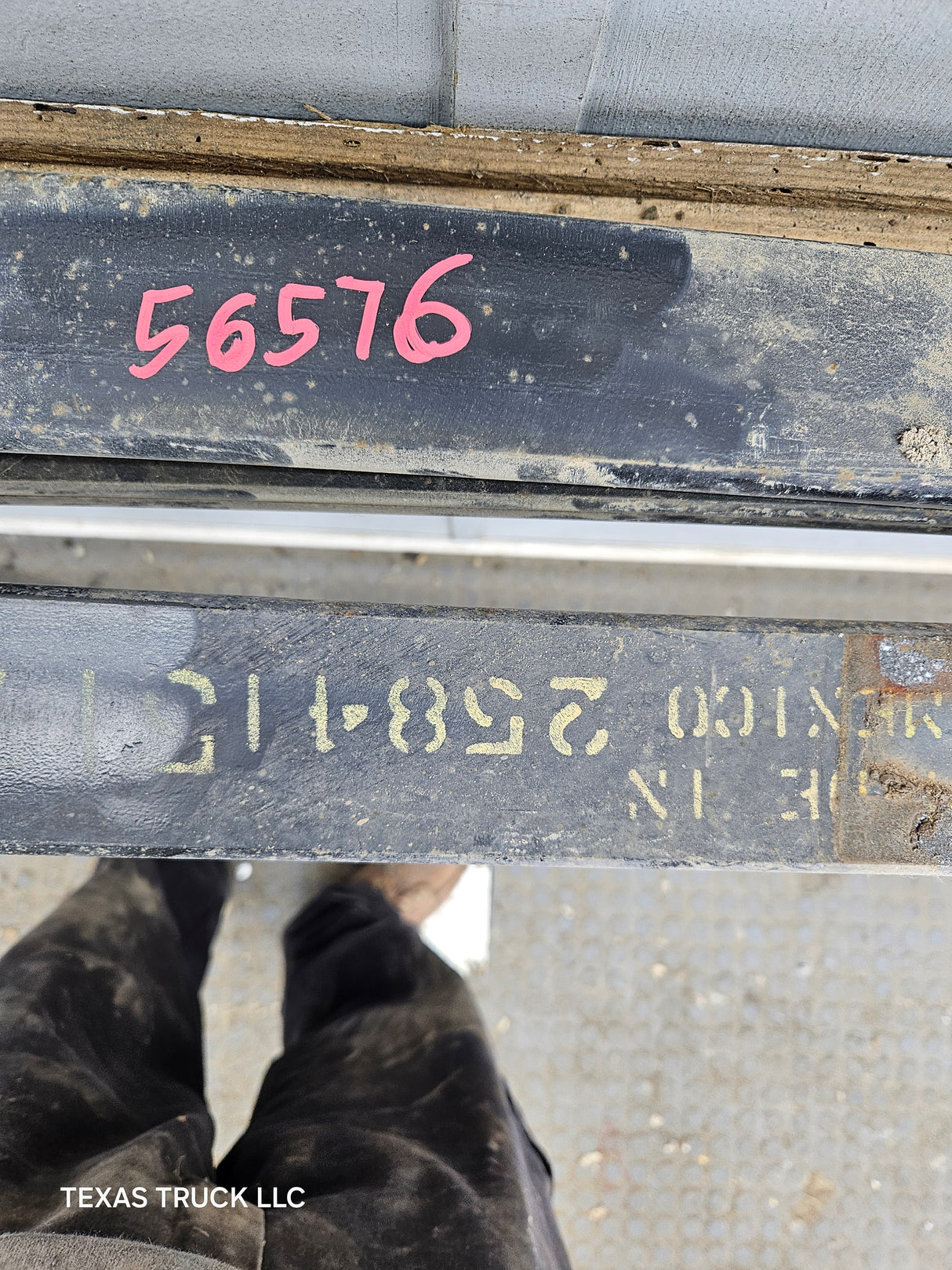 2007-2013 Chevrolet Silverado / GMC Sierra 1500 Rear Leaf Spring - Pair