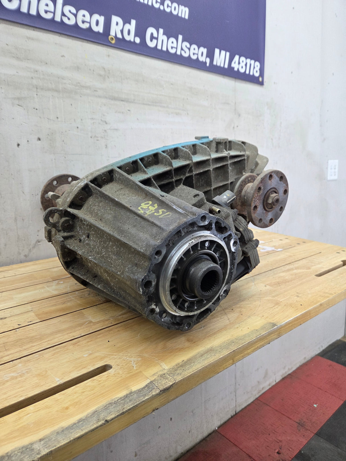 1999-2003 7.3L Power Stroke 273-F Automatic Transmission Transfer Case Electric Shift Transfer Case P1C34-7A195-JA Ford Pickup F250 F350 F450 F550 Super Duty