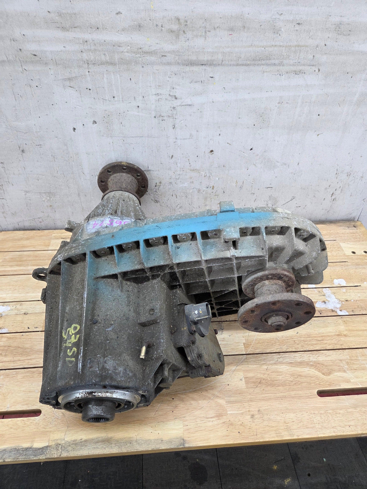 1999-2003 7.3L Power Stroke 273-F Automatic Transmission Transfer Case Electric Shift Transfer Case P1C34-7A195-JA Ford Pickup F250 F350 F450 F550 Super Duty