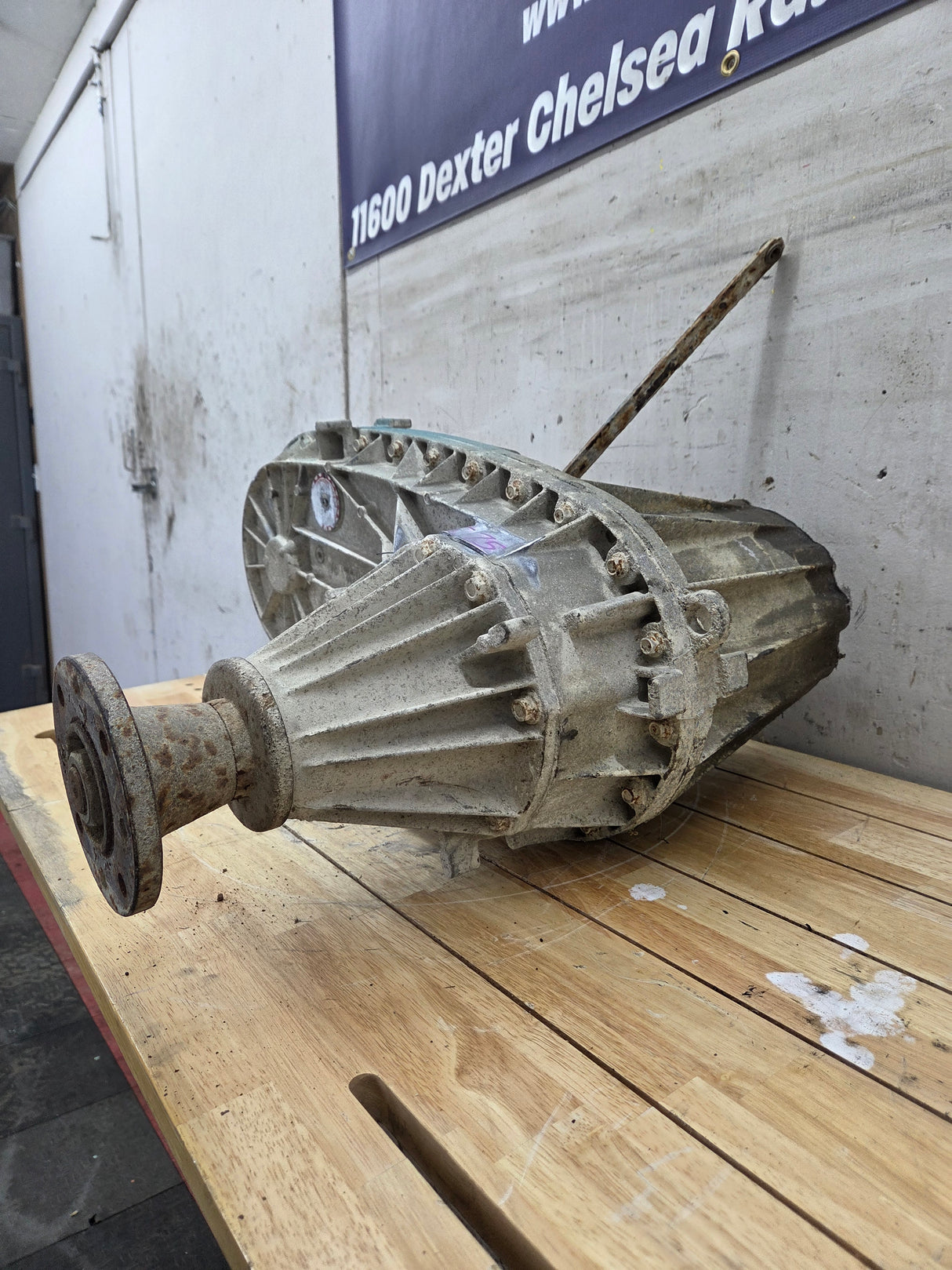 1999-2003 7.3L Power Stroke 271-F Transfer Case Manual Shift Transfer Case Ford Pickup