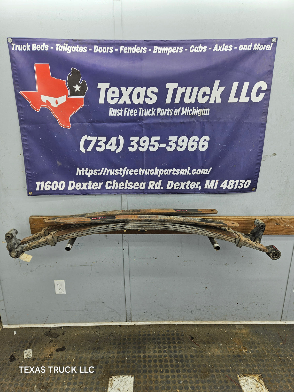 2001-2010 Chevrolet Silverado / GMC Sierra 2500HD 3500HD Rear Leaf Springs - Pair