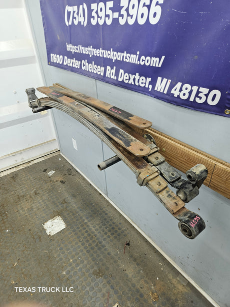 2001-2010 Chevrolet Silverado / GMC Sierra 2500HD 3500HD Rear Leaf Springs - Pair