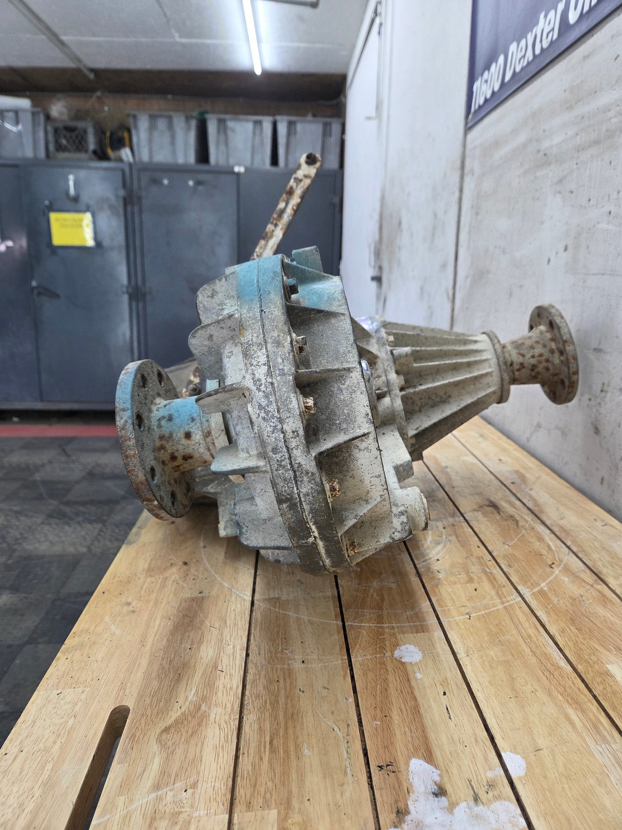 1999-2003 7.3L Power Stroke 271-F Automatic Transmission Transfer Case Manual Shift Transfer Case Ford Pickup