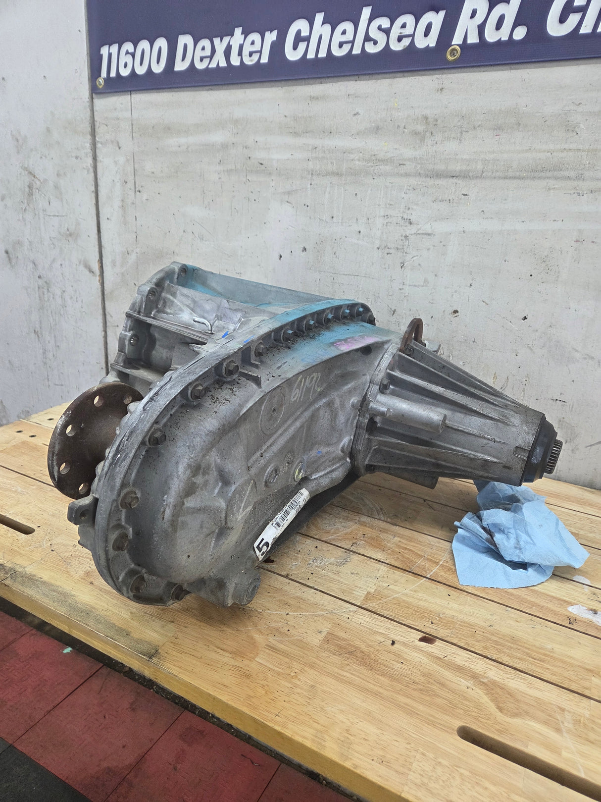 2011-2016 6.2L 6.7L Power Stroke Transfer Case slip yoke Electric Shift Ford F250 F350 F450 F550 Super Duty 81k Miles