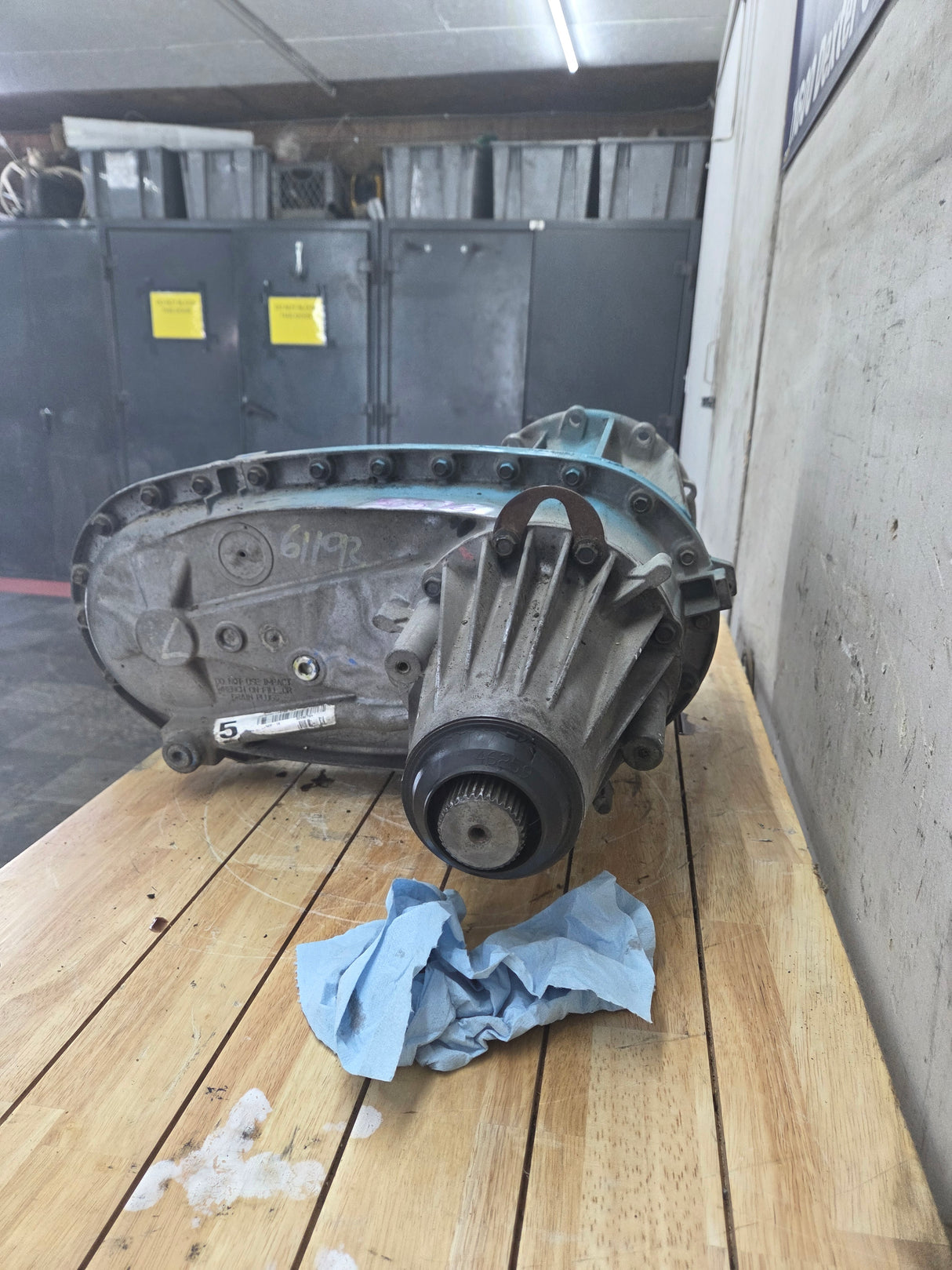 2011-2016 6.2L 6.7L Power Stroke Transfer Case slip yoke Electric Shift Ford F250 F350 F450 F550 Super Duty 81k Miles