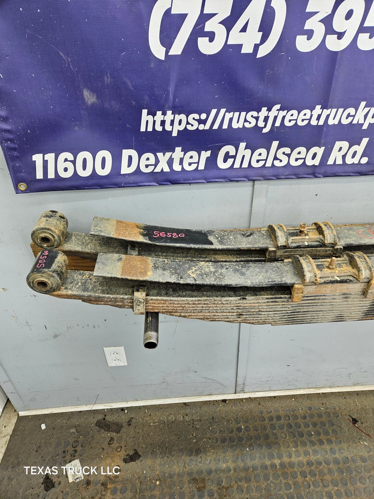 2011-2016 Ford F350 CAB & CHASSIS Super Duty Rear Leaf Springs - Pair