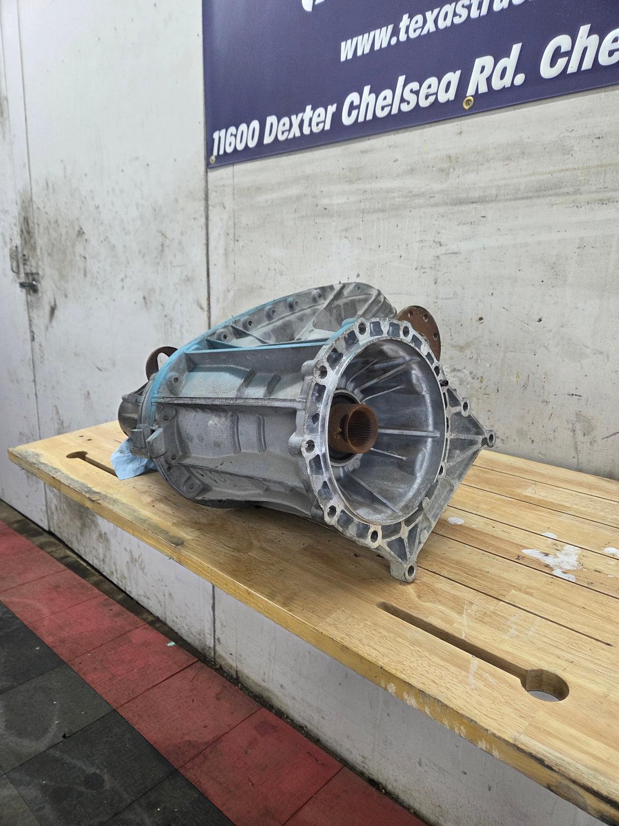 2011-2016 6.2L 6.7L Power Stroke Transfer Case slip yoke Electric Shift Ford F250 F350 F450 F550 Super Duty 81k Miles