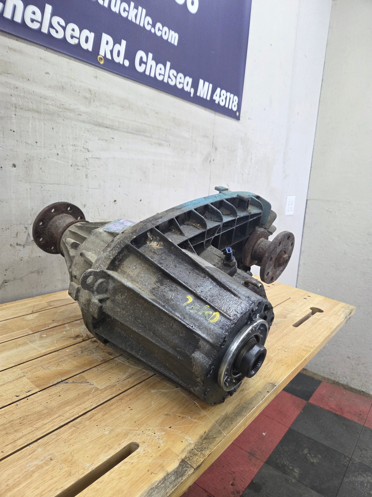 1999-2003 7.3L Power Stroke 271-F Transfer Case Manual Shift Transfer Case Ford Pickup