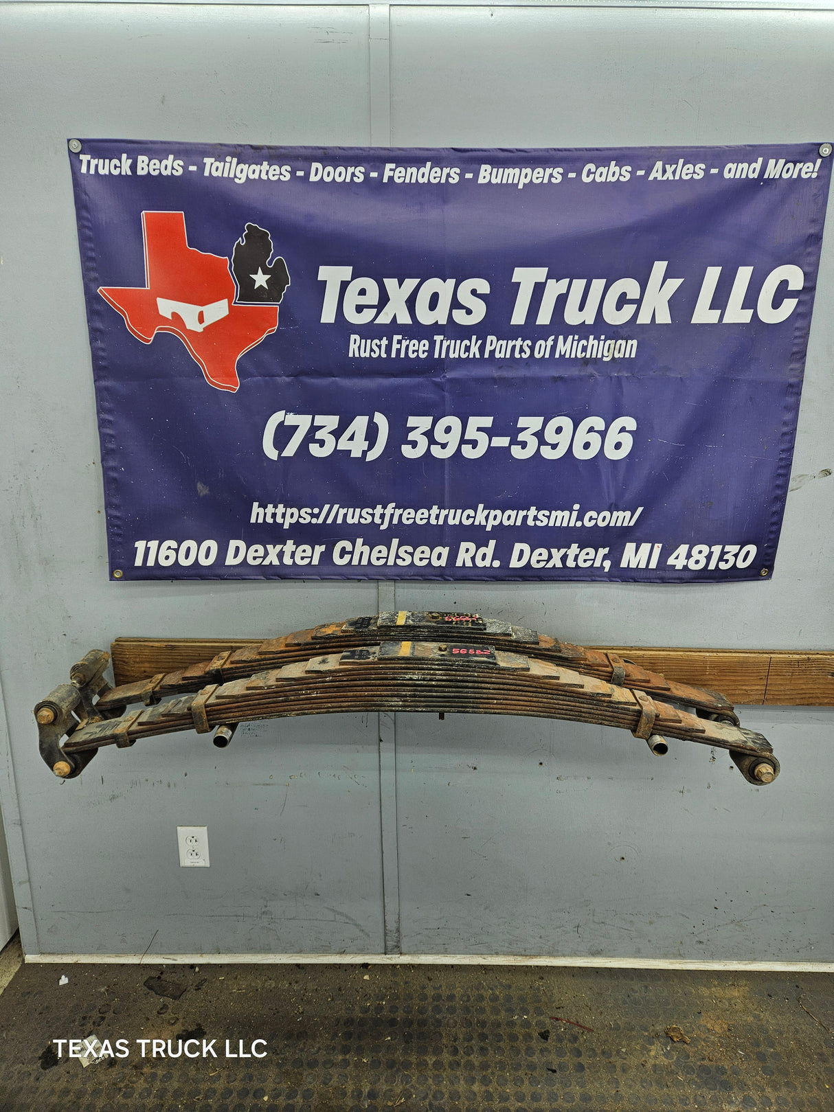 1999-2007 Ford F250 F350 Super Duty Rear Leaf Springs Extra Heavy Duty - Pair