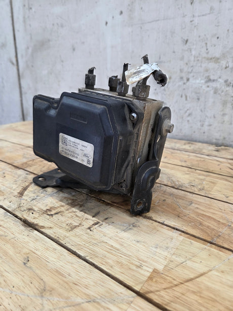 2013-2016 Ford Super Duty F250 F350 ABS Pump Module Control Assembly BC34-2C405-BK