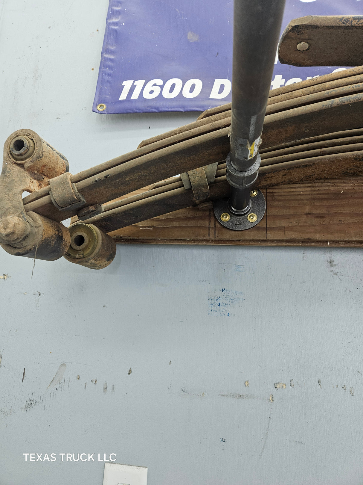 1999-2007 Ford F250 F350 Super Duty Rear Leaf Springs - Pair