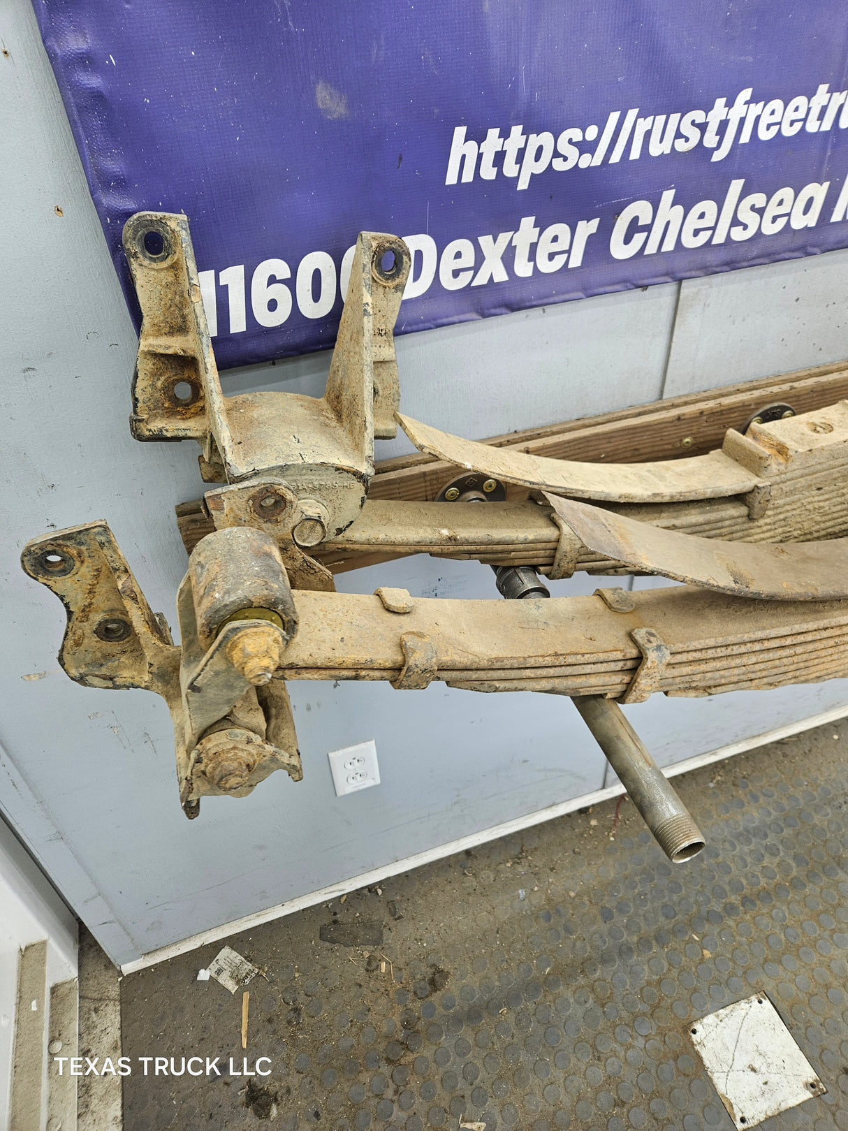 2005-2016 Ford F450 F550 Cab & Chassis Super Duty Rear Leaf Springs - Pair