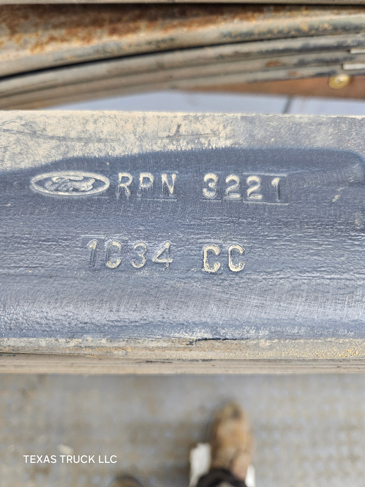 1999-2007 Ford F250 F350 Super Duty Rear Leaf Springs - Pair