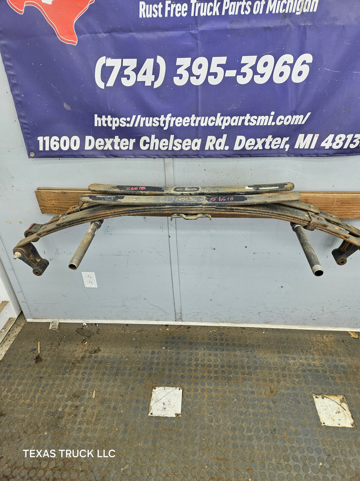 2002-2008 Dodge Ram 1500 Rear Leaf Springs 52113141 AF - Pair